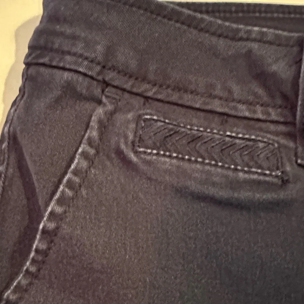 Market & Spruce Navy Shorts - Picture 3 of 8